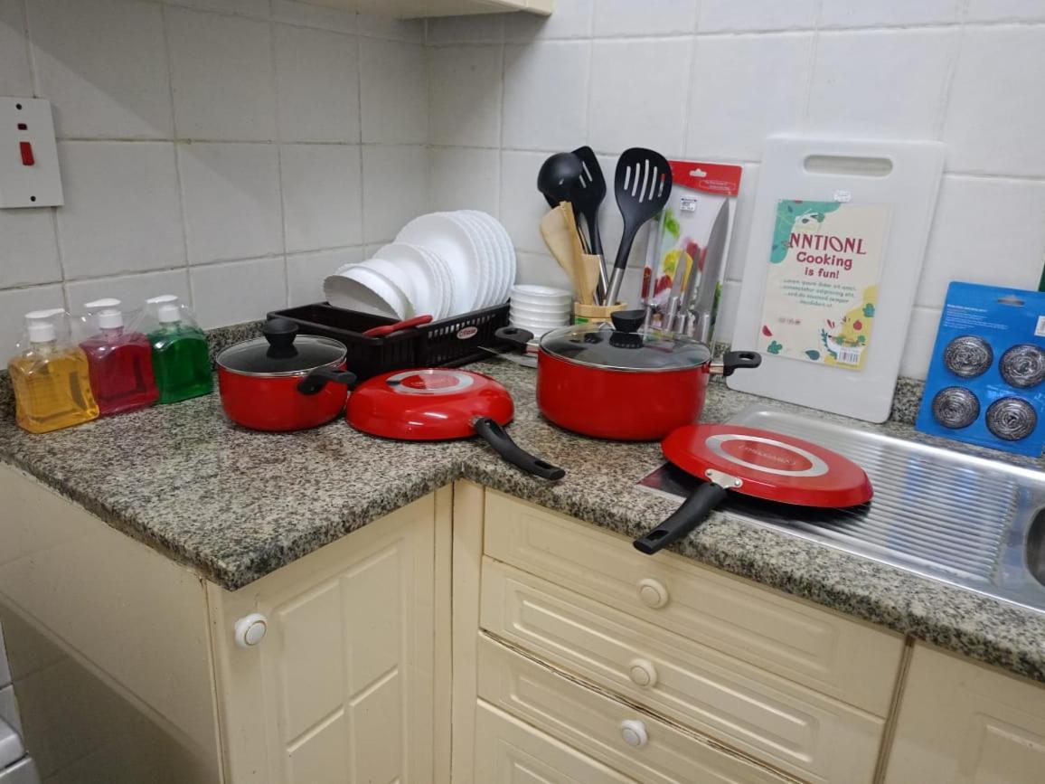 Holiday Home 2 Bedrooms Apartment For Family Only Šardžá Exteriér fotografie